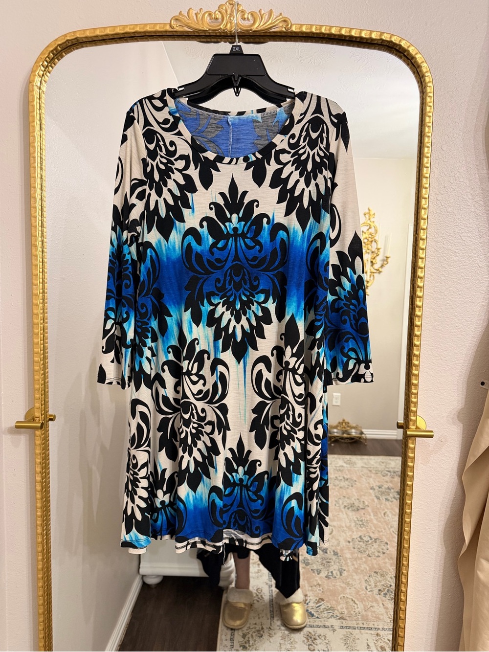 Blue Floral-Print Tunic Top with Black Accents